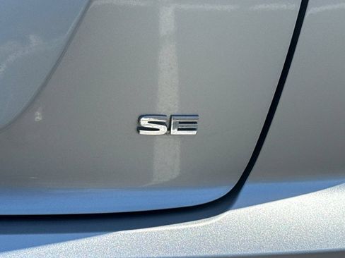 Used 2024 Mitsubishi Eclipse Cross SE AWD/4WD image 12