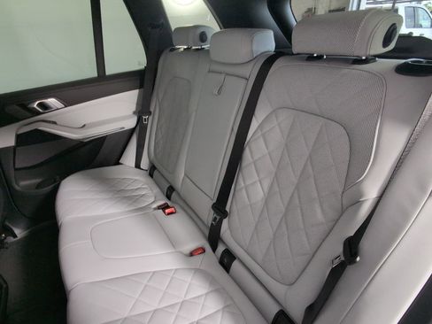 Used 2026 BMW X5 sDrive40i RWD image 28