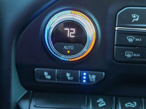 Used 2021 GMC Sierra 1500 AT4 w/ AT4 Preferred Package AWD/4WD image 30