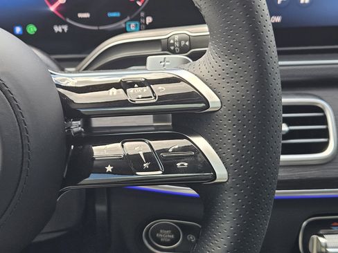 New 2026 Mercedes-Benz GLS 450 4MATIC image 29