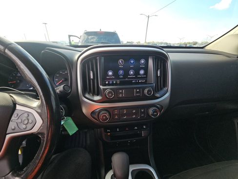 Used 2022 Chevrolet Colorado LT w/ Fleet Safety Package image 10