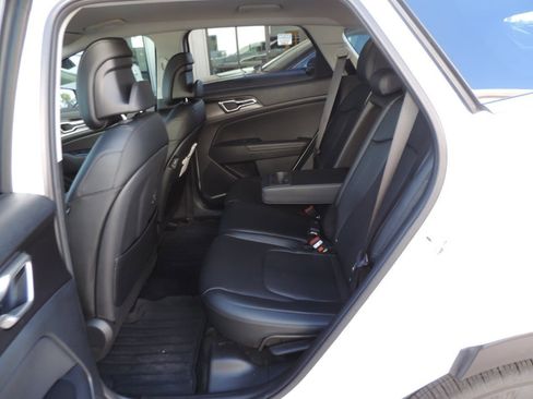 Used 2026 Kia Sportage EX image 11