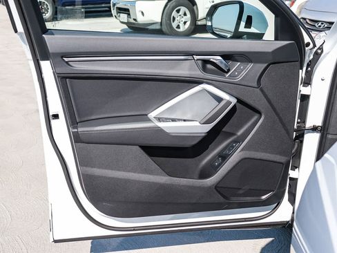 New 2025 Audi Q3 2.0T Premium image 28