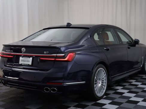 Used 2022 BMW ALPINA B7 xDrive image 24