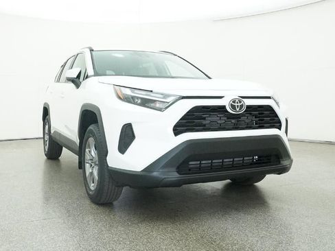 New 2025 Toyota RAV4 XLE image 22