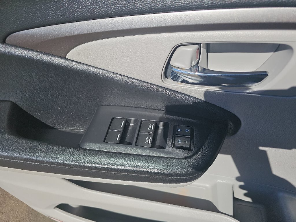 Used 2019 Honda Pilot EX image 29