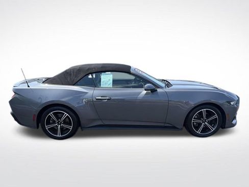 Used 2024 Ford Mustang Premium RWD image 7