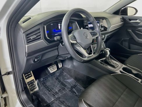 Used 2023 Volkswagen Jetta Sport FWD image 9