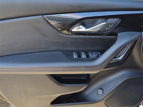 Used 2022 Chevrolet Blazer RS w/ Driver Confidence II Package image 15