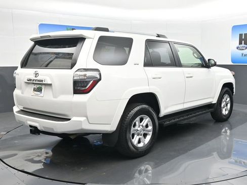 Used 2024 Toyota 4Runner SR5 image 5