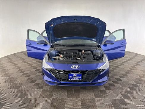 Used 2021 Hyundai Elantra SEL FWD image 12
