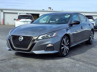 Used 2020 Nissan Altima 2.5 SR FWD video 2