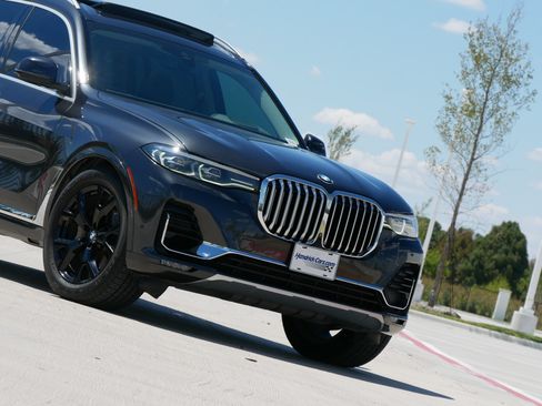 Used 2020 BMW X7 xDrive40i w/ Premium Package AWD/4WD image 35