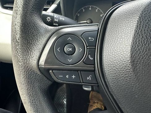 Used 2024 Toyota Corolla LE FWD image 19