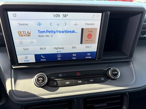 Used 2024 Ford Maverick Tremor w/ Tremor Off-Road Package image 28