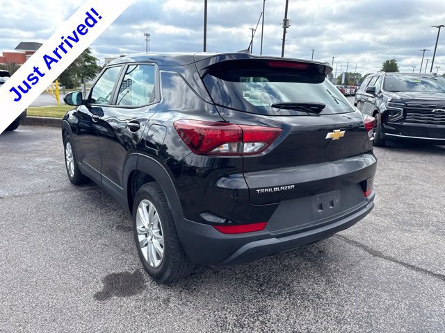 Used 2023 Chevrolet TrailBlazer LS FWD image 39