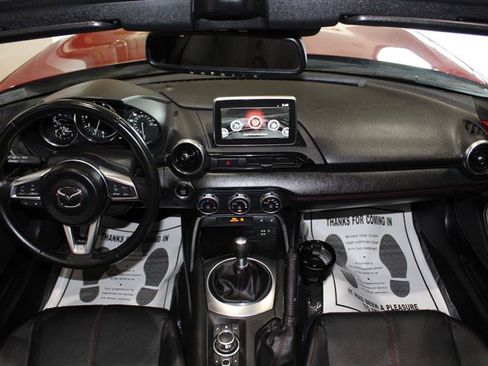 Used 2016 MAZDA MX-5 Miata Grand Touring RWD image 14