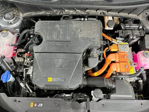 Used 2025 Kia Niro LX FWD image 31