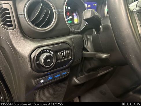 Used 2021 Jeep Wrangler Unlimited Rubicon 4xe image 14