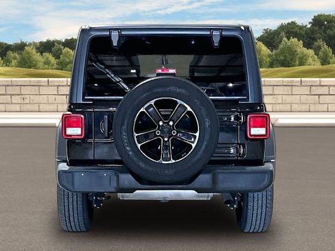 Used 2021 Jeep Wrangler Unlimited Sport image 4