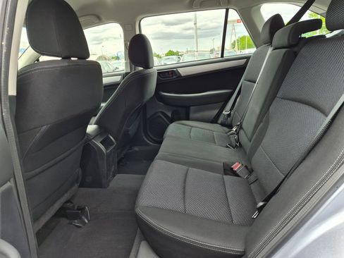 Used 2019 Subaru Outback 2.5i AWD/4WD image 28