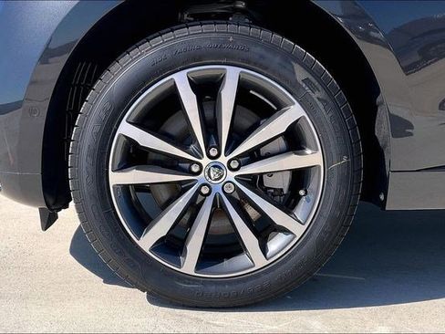 New 2026 Jaguar F-PACE R-Dynamic S image 15