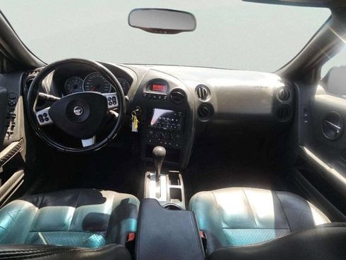 Used 2005 Pontiac Grand Prix GT w/ Leather Trim Package FWD image 8