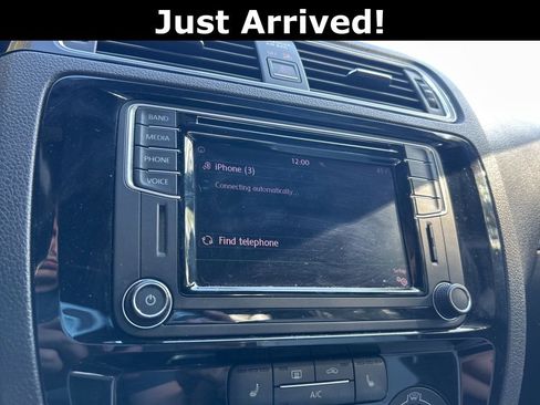 Used 2016 Volkswagen Jetta Sport image 20