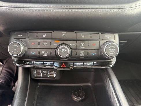 Used 2021 Dodge Durango GT AWD/4WD image 13