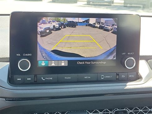 Used 2023 Honda Accord EX image 9