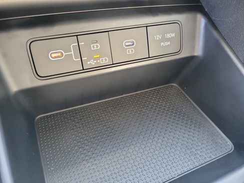 New 2026 Hyundai Tucson SE image 22