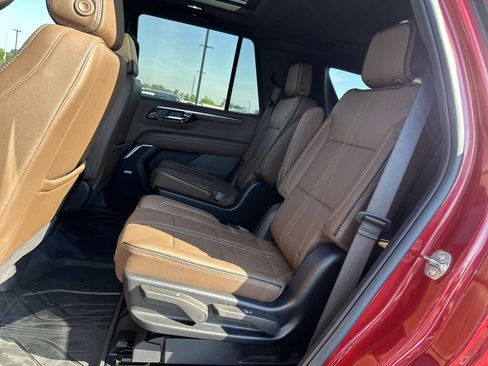 Used 2025 Chevrolet Tahoe High Country w/ Sun And Tow Package AWD/4WD image 30