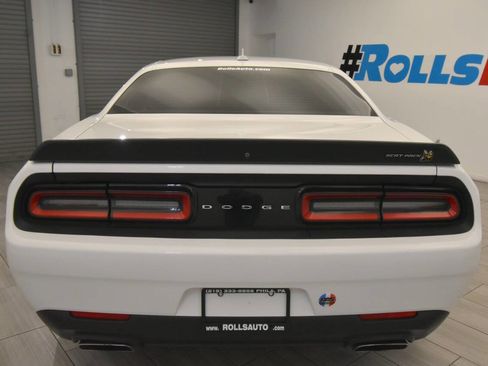 Used 2020 Dodge Challenger R/T Scat Pack image 4