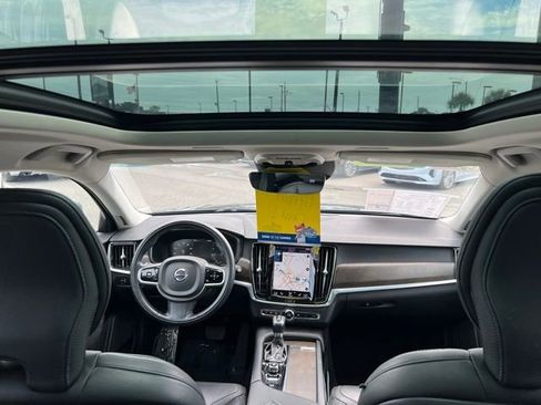 Used 2020 Volvo V90 T6 Cross Country image 41