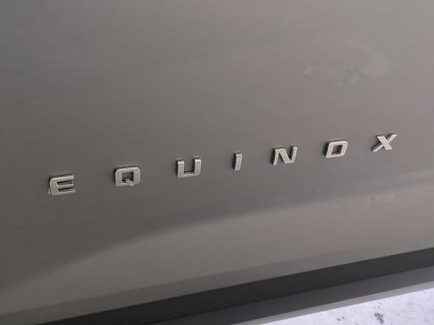 Used 2025 Chevrolet Equinox LT w/ Convenience Package II FWD image 9