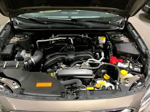 Used 2021 Subaru Outback Limited AWD/4WD image 32