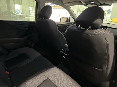 Used 2023 Subaru Outback Premium image 34
