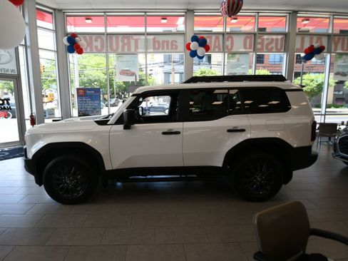 Used 2026 Toyota Land Cruiser 1958 AWD/4WD image 4