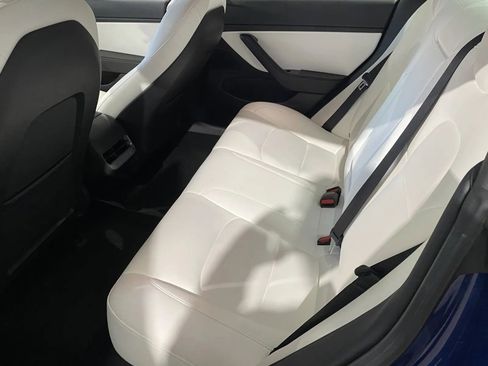 Used 2020 Tesla Model 3 Long Range image 9