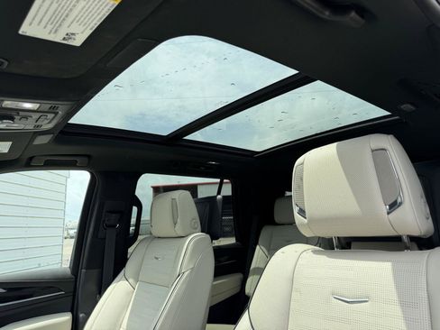 Used 2024 Cadillac Escalade Sport w/ Touring Package RWD image 15