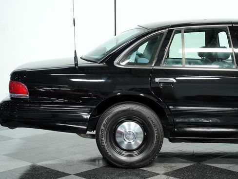 Used 1997 Ford Crown Victoria Police Interceptor image 24
