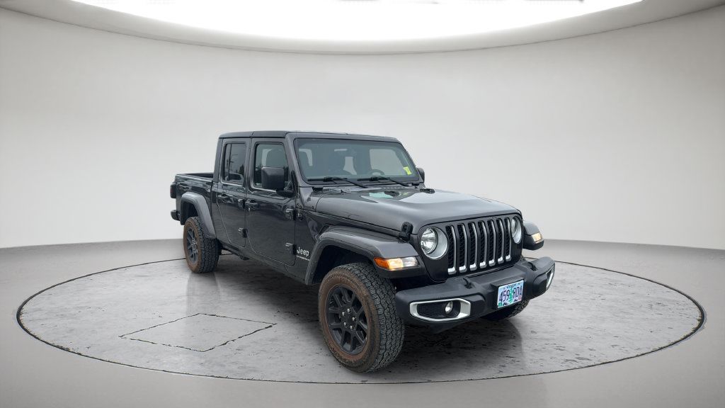 Used 2023 Jeep Gladiator Overland AWD/4WD image 1
