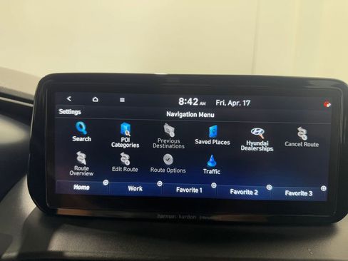 Used 2023 Hyundai Santa Fe Limited AWD/4WD image 13