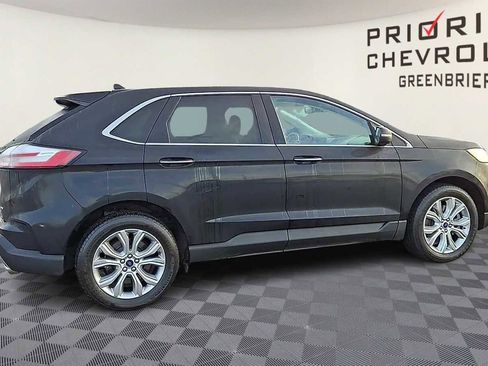 Used 2022 Ford Edge Titanium image 9