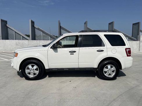 Used 2009 Ford Escape XLT AWD/4WD image 8