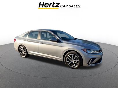 Used 2025 Volkswagen Jetta SE