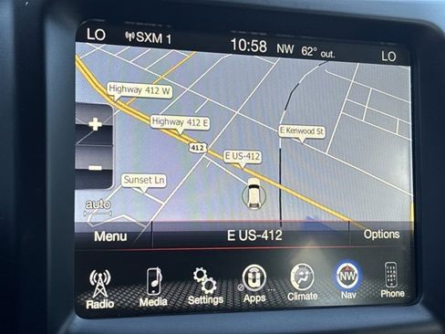 Used 2018 Jeep Cherokee Trailhawk image 27