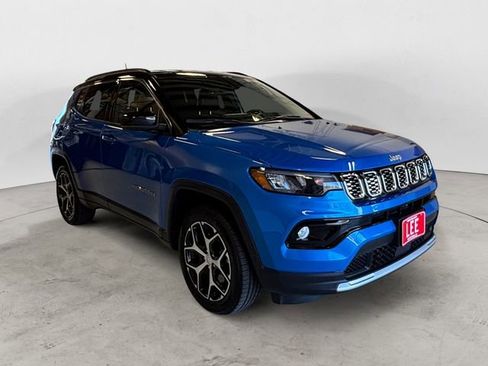 Used 2024 Jeep Compass Limited AWD/4WD image 8