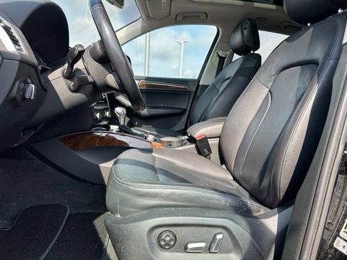 Used 2015 Audi Q5 2.0T Premium Plus w/ Technology Package AWD/4WD image 13