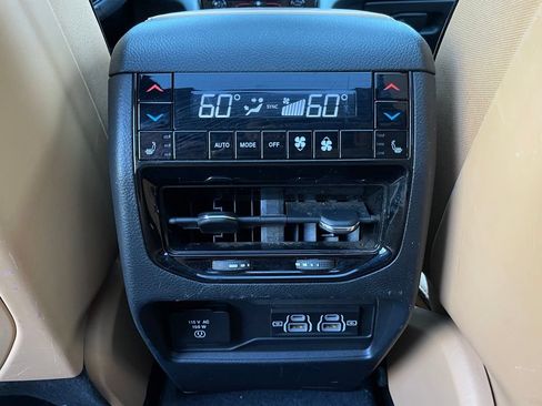 Used 2023 Jeep Grand Cherokee Summit w/ Luxury Tech Group V AWD/4WD image 30